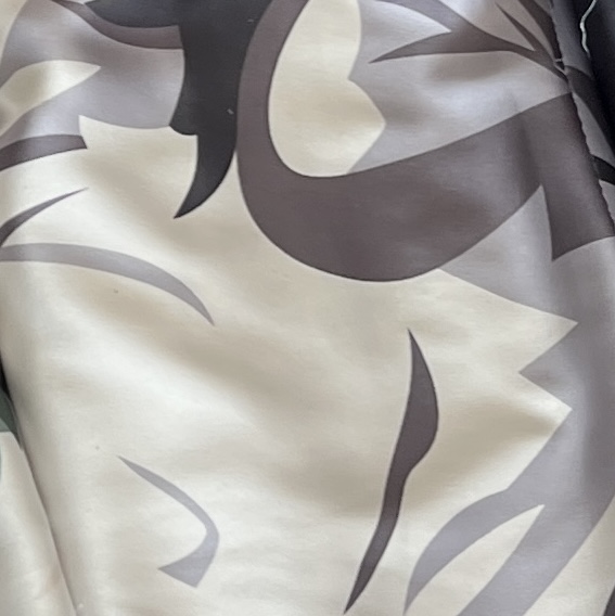 Color: White/Gray Ombre Forms