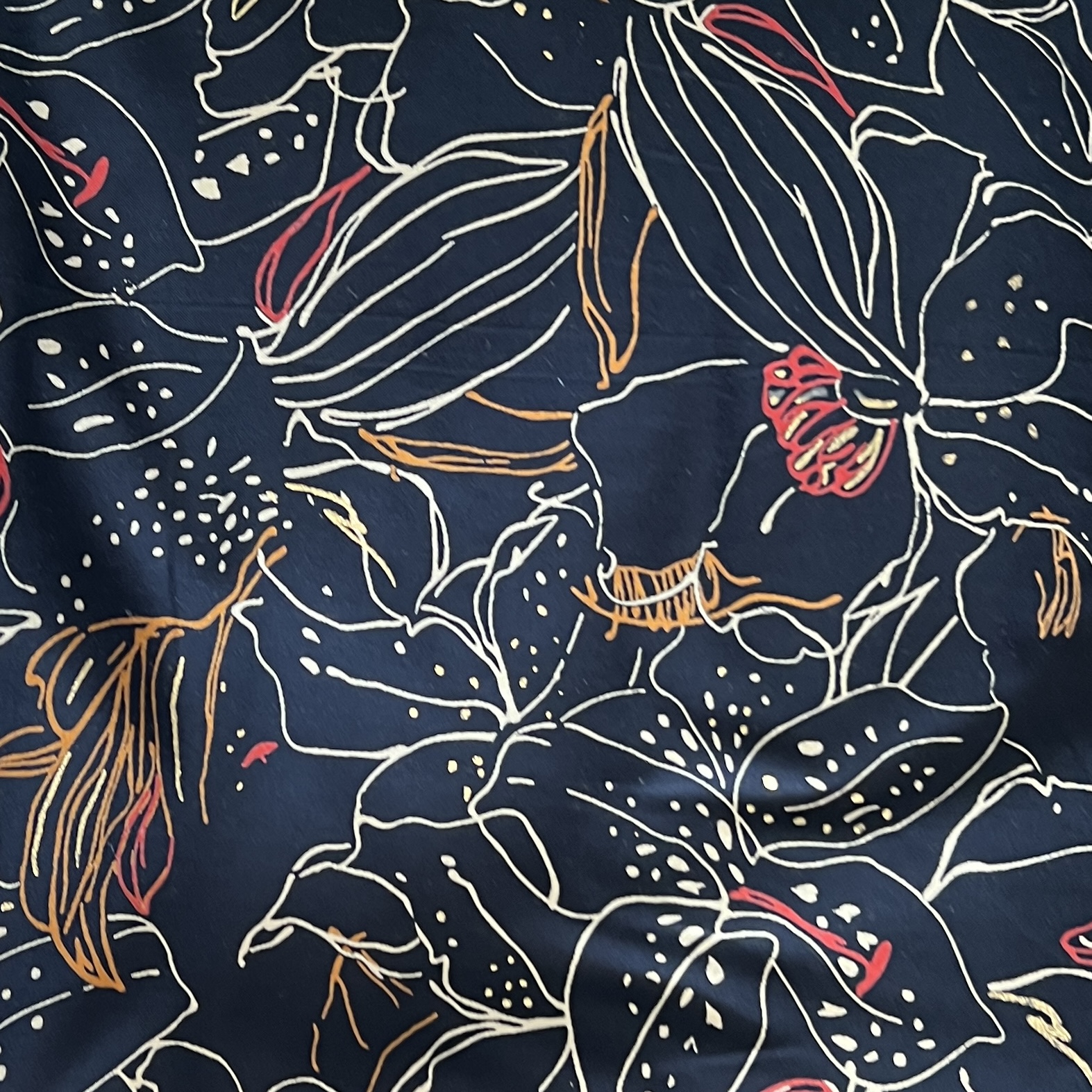 Color: Navy/Red-Gold Flowers