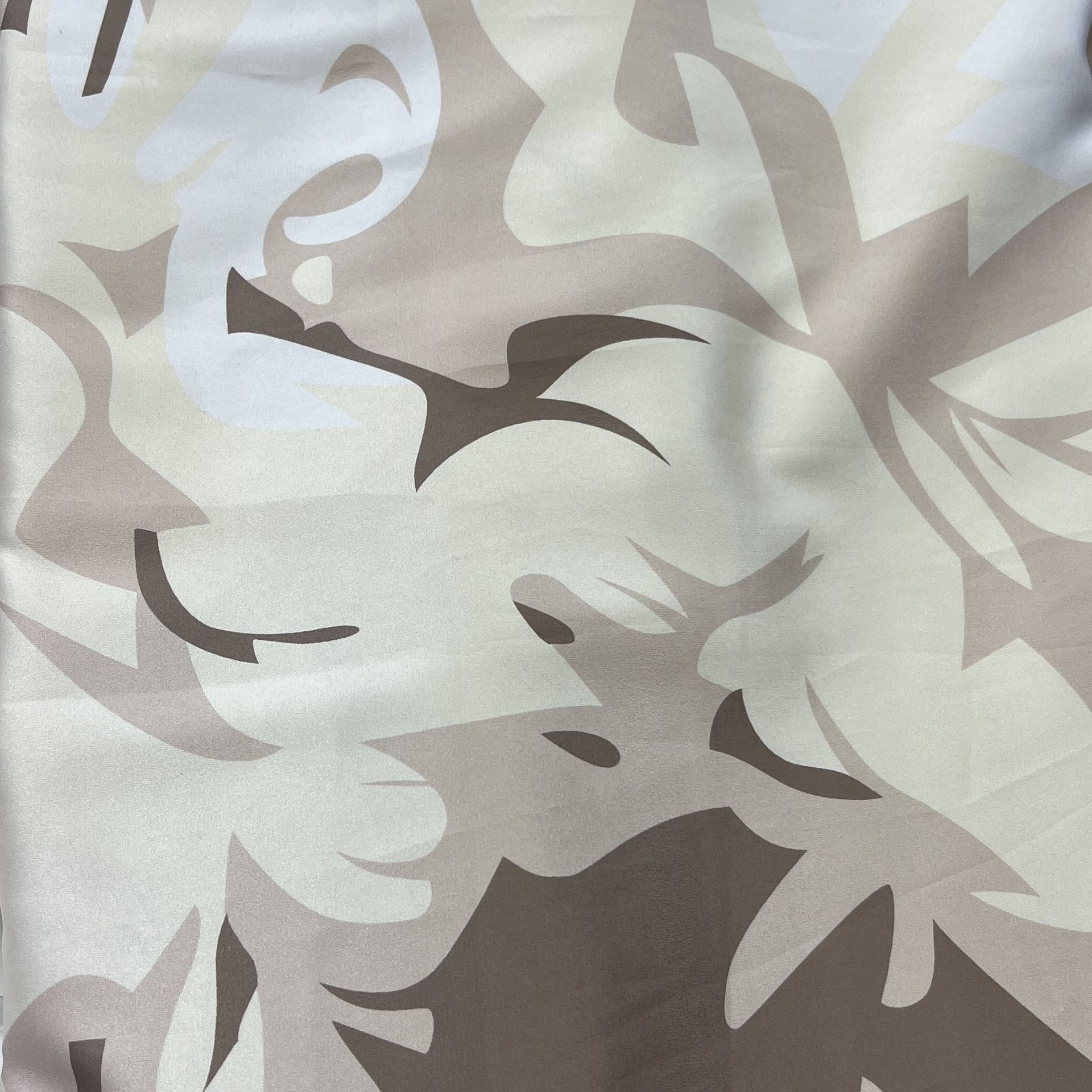 Color: White/Brown Ombre Forms