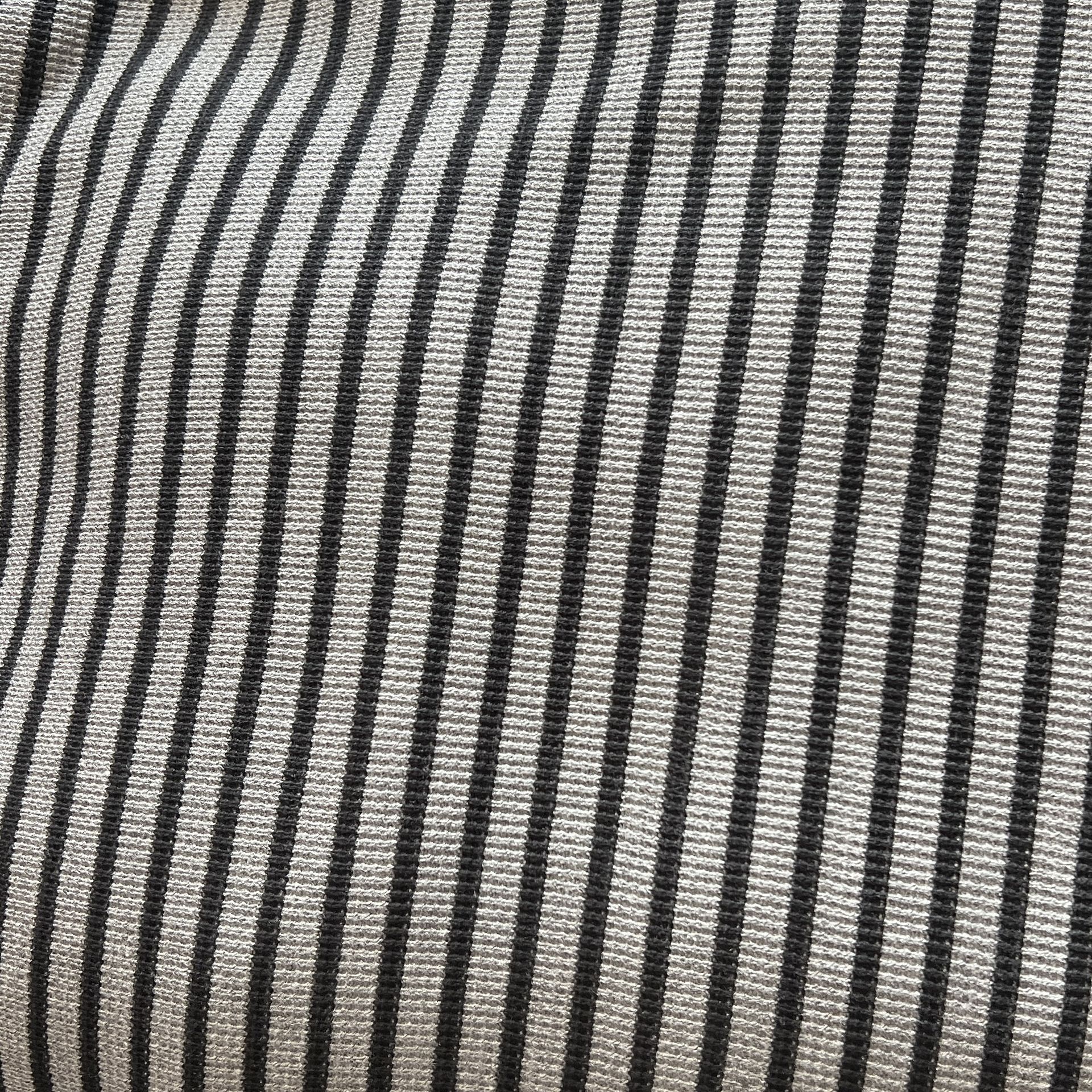 Color: Gray/Black Stripes