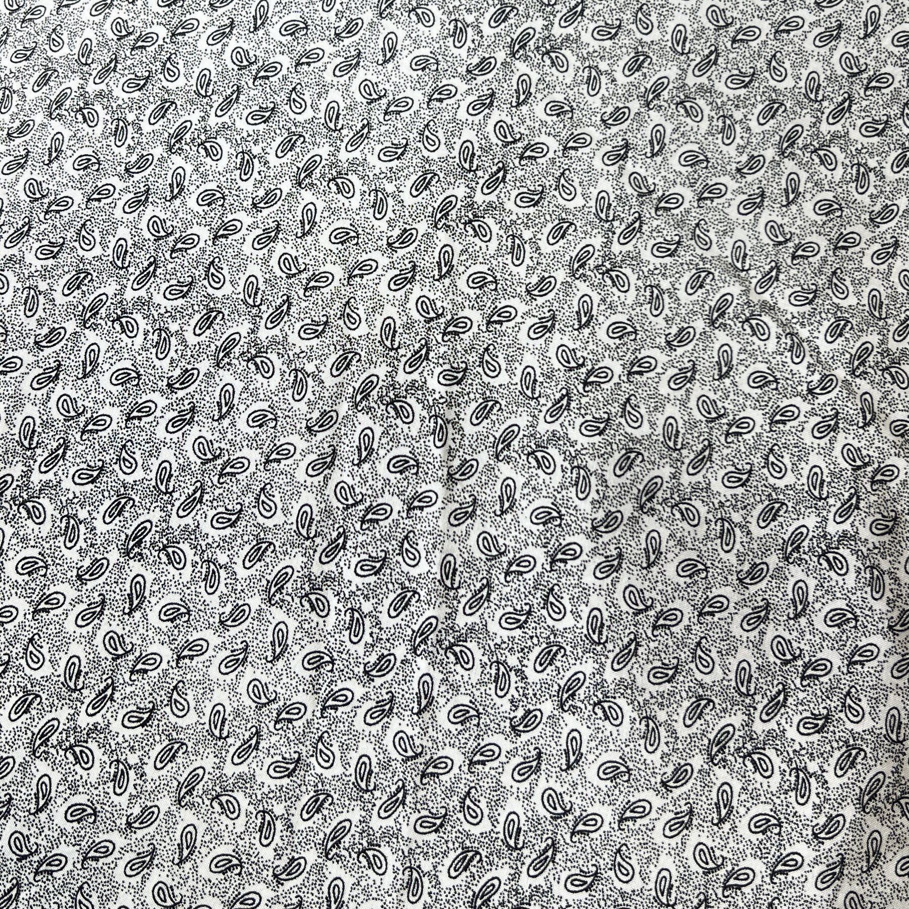 Color: White/Small Black Paisley