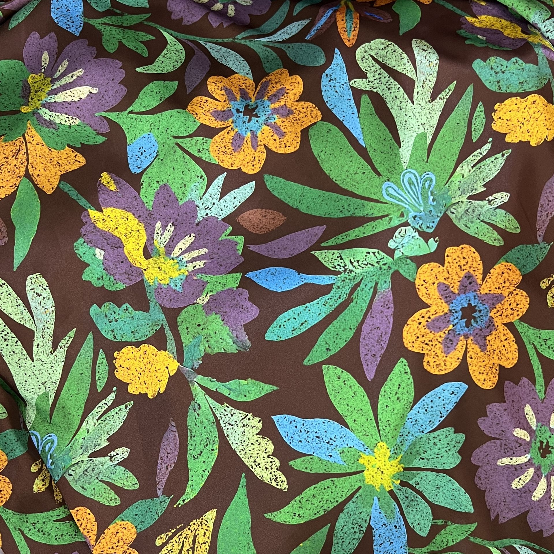 Color: Brown/Color Big Flowers