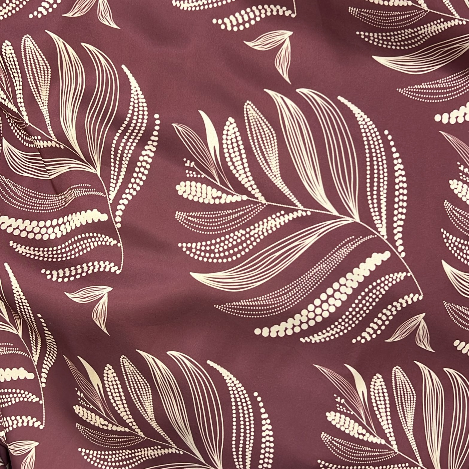 Color: Terracota/Dot Leaves