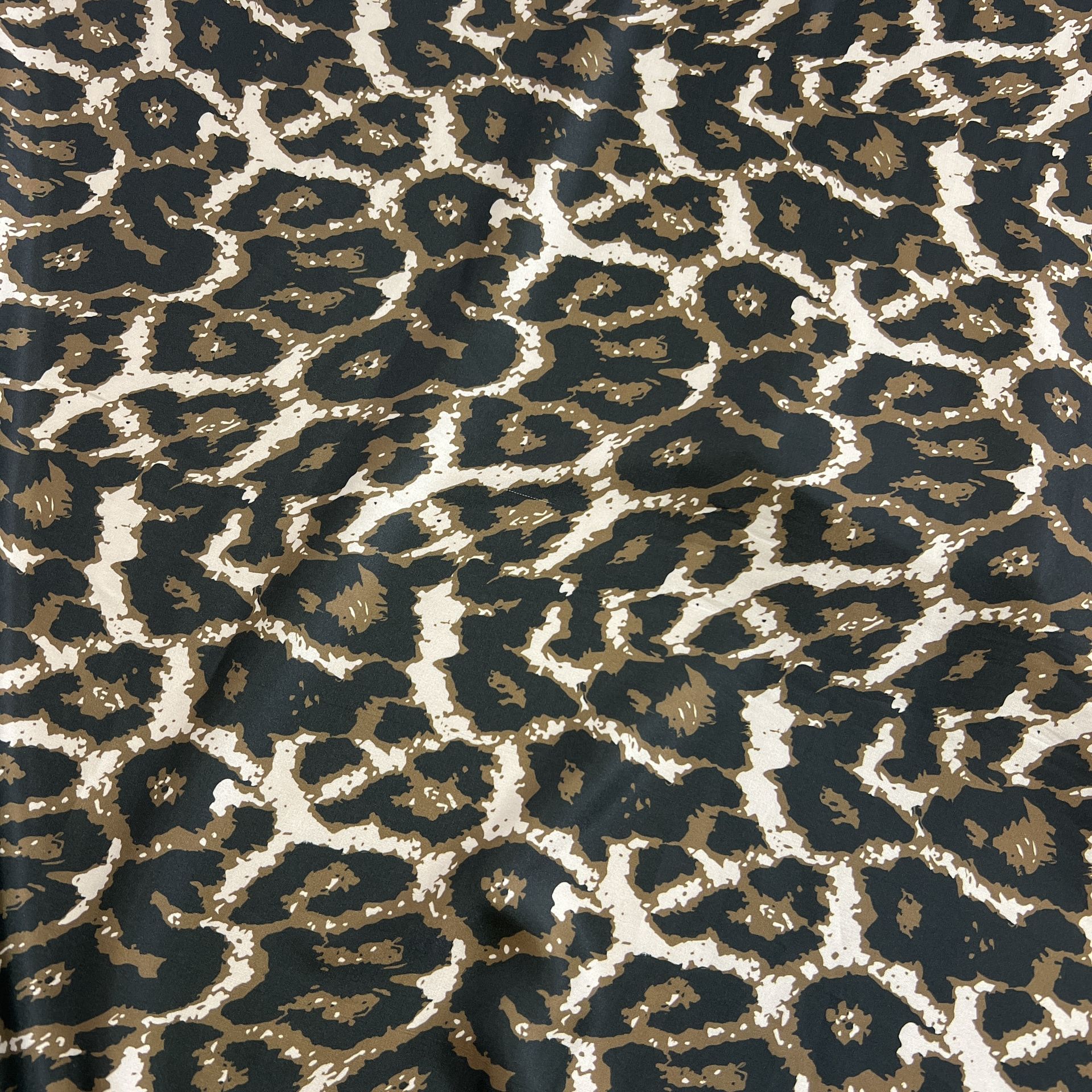 Color: Beige/Brown-Black Leopard