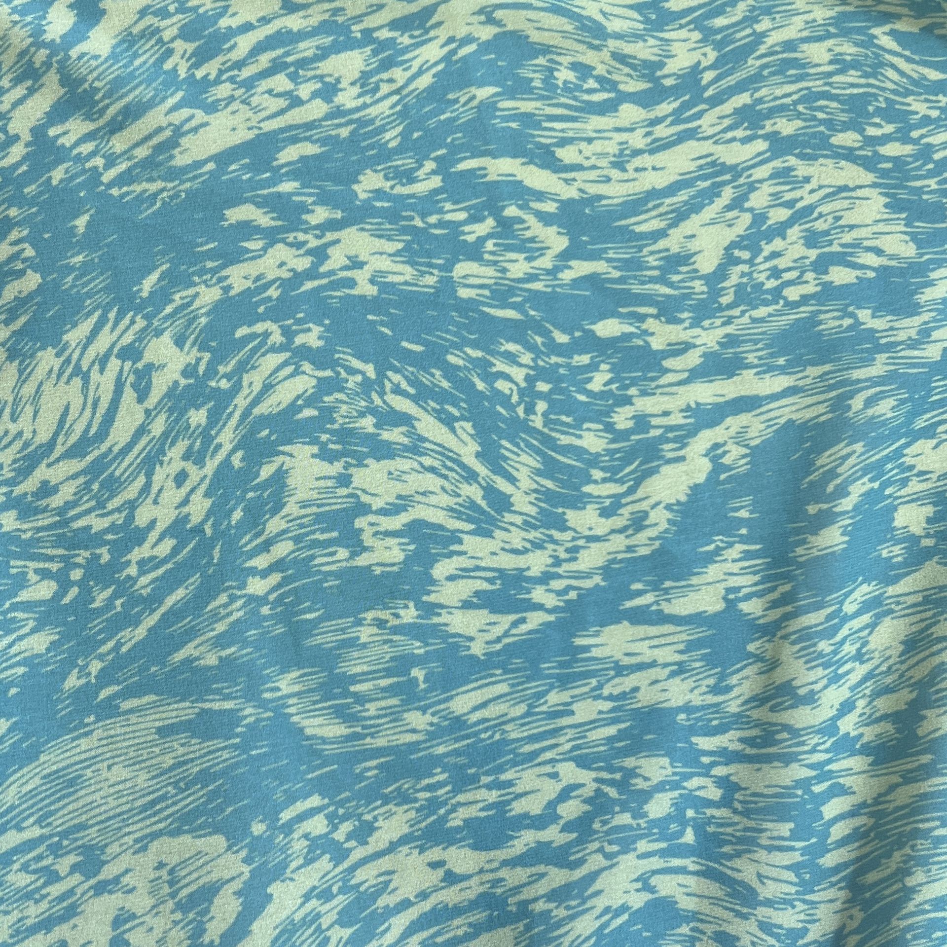 Color: Green/Yellow Bark