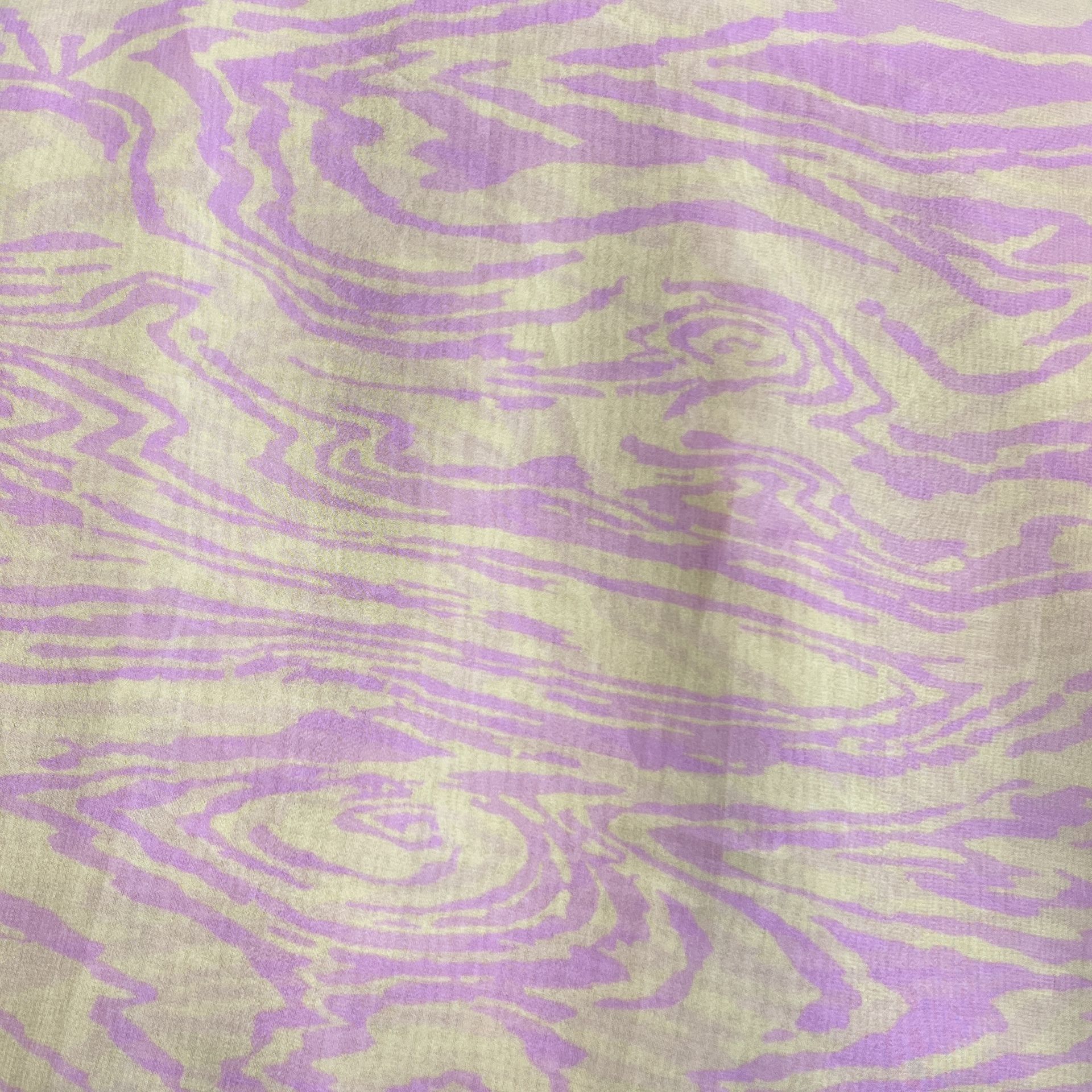 Color: Yellow-Pink Bark