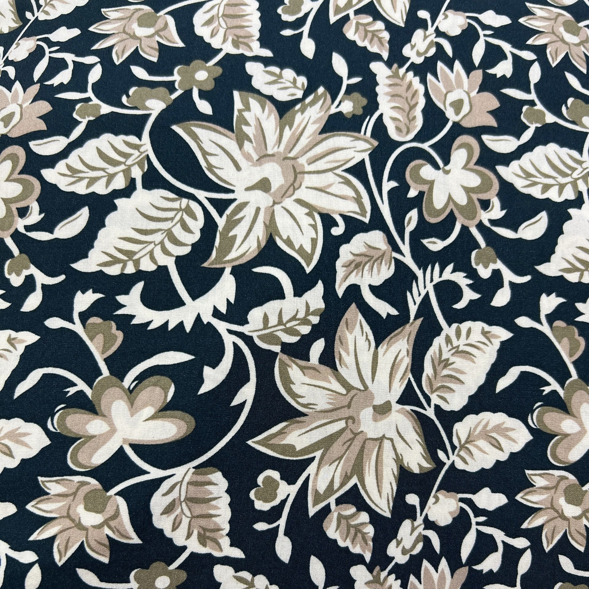 Color: Green/Beige-White Flowers