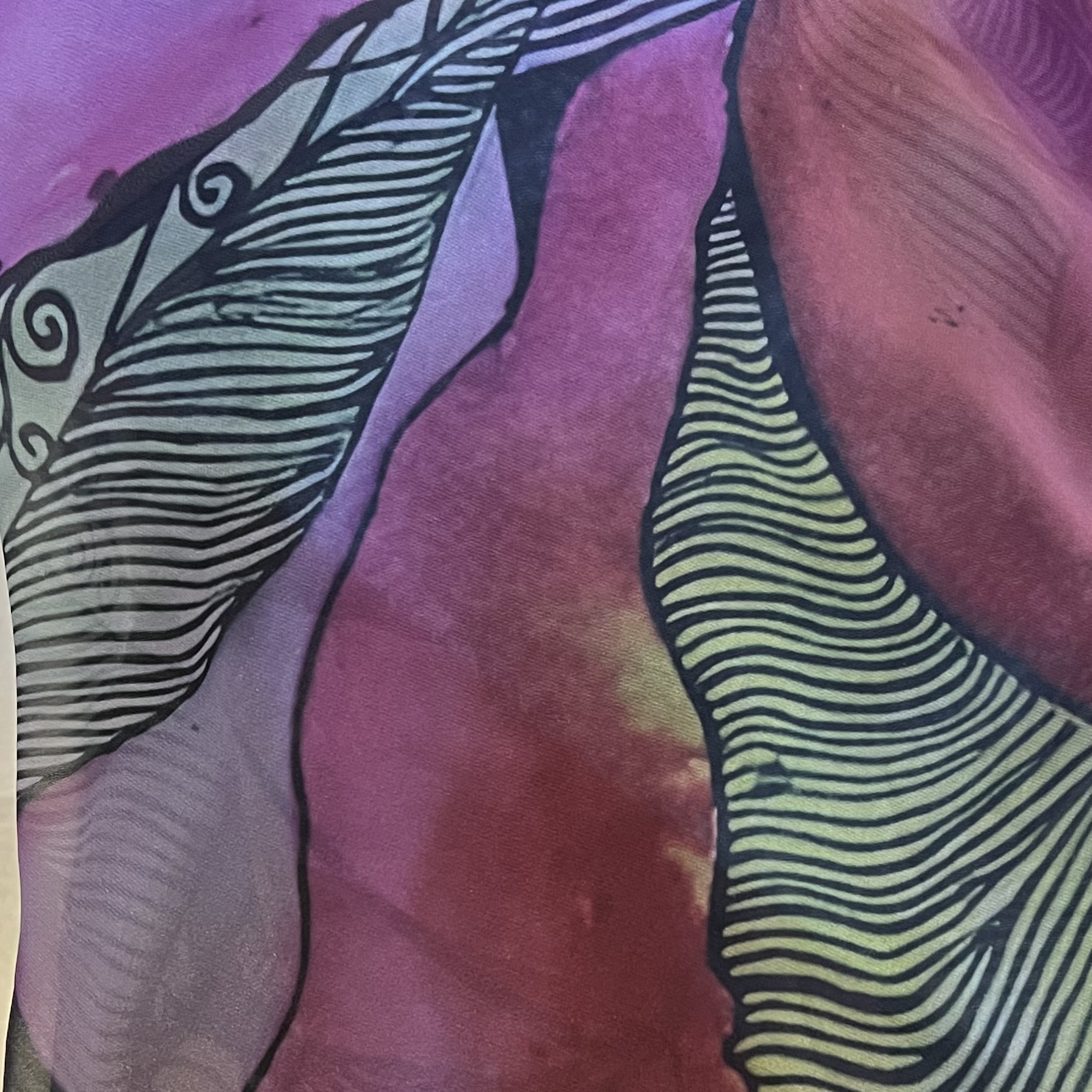 Color: Green/Burgundy/Purple Big Leaves