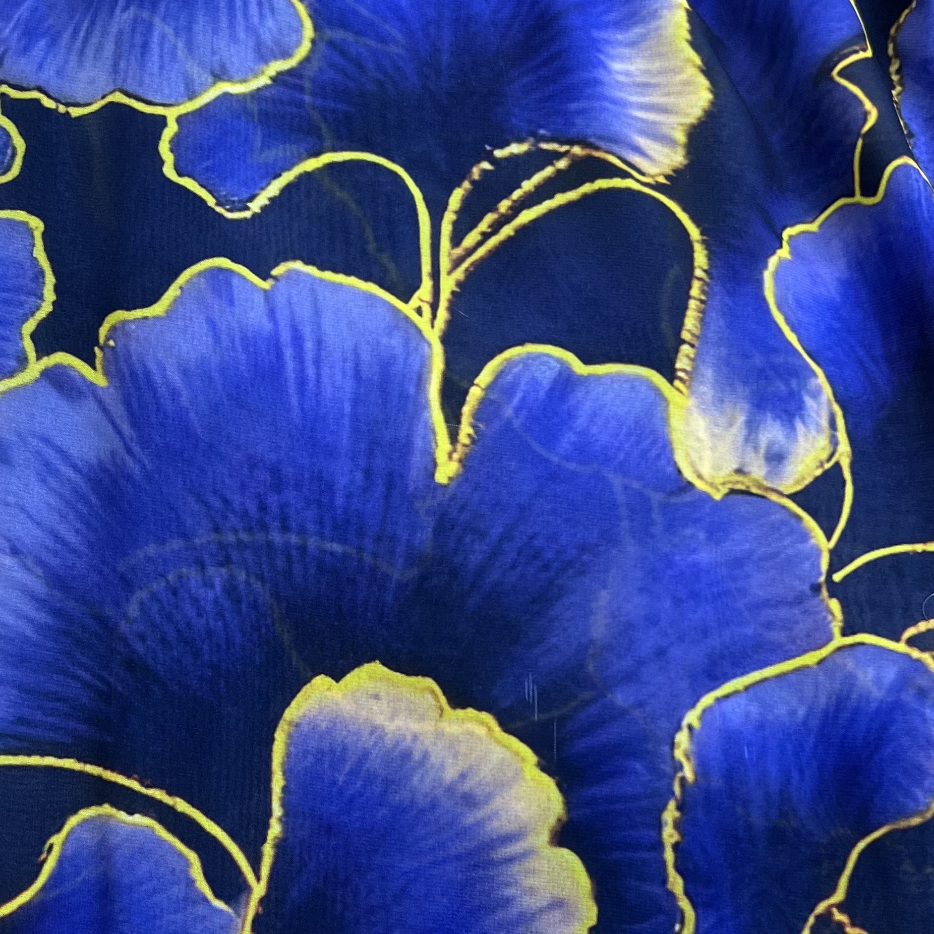 Color: Navy/Royal BLue Yellow Line Flowers