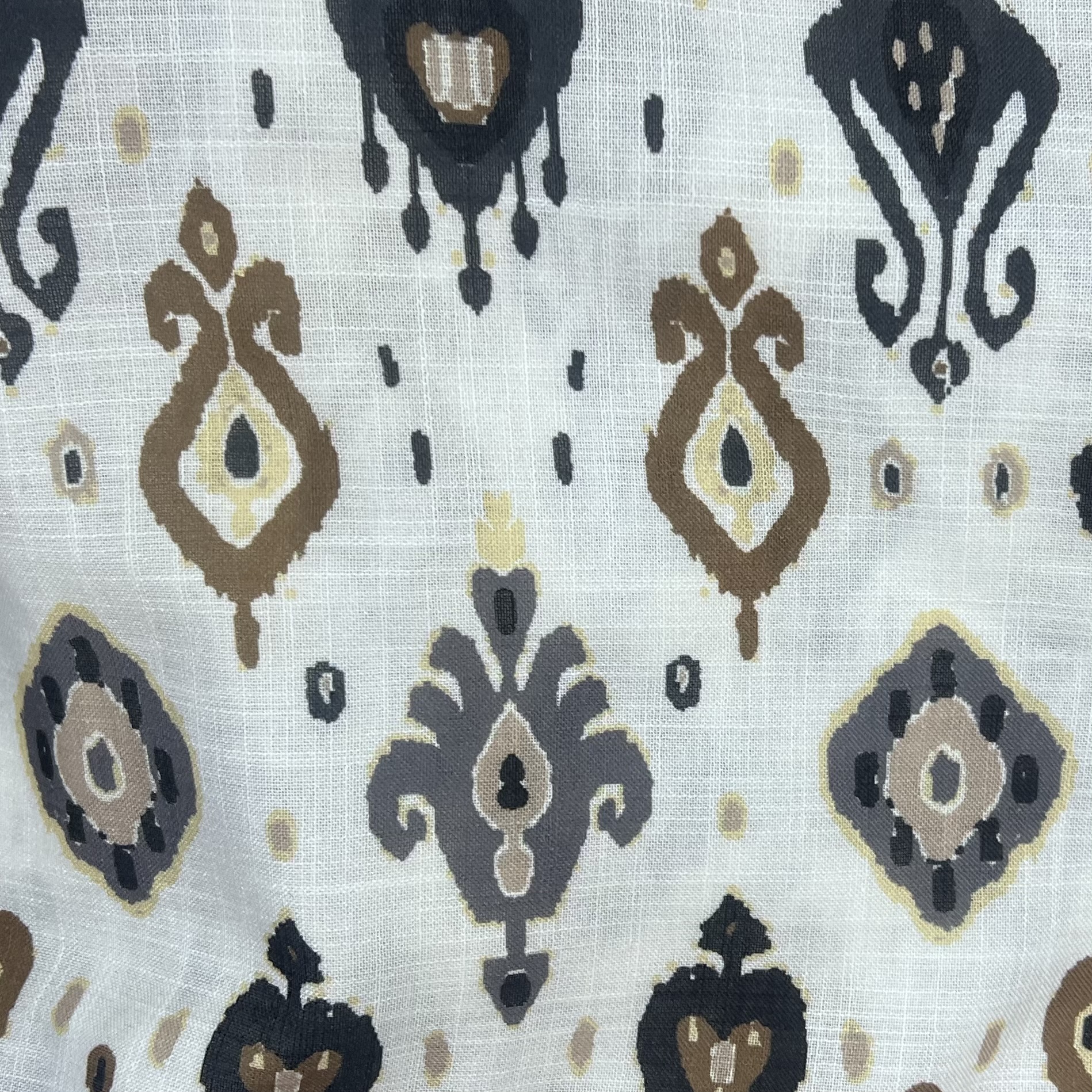 Color: White/Boho Brown-Green