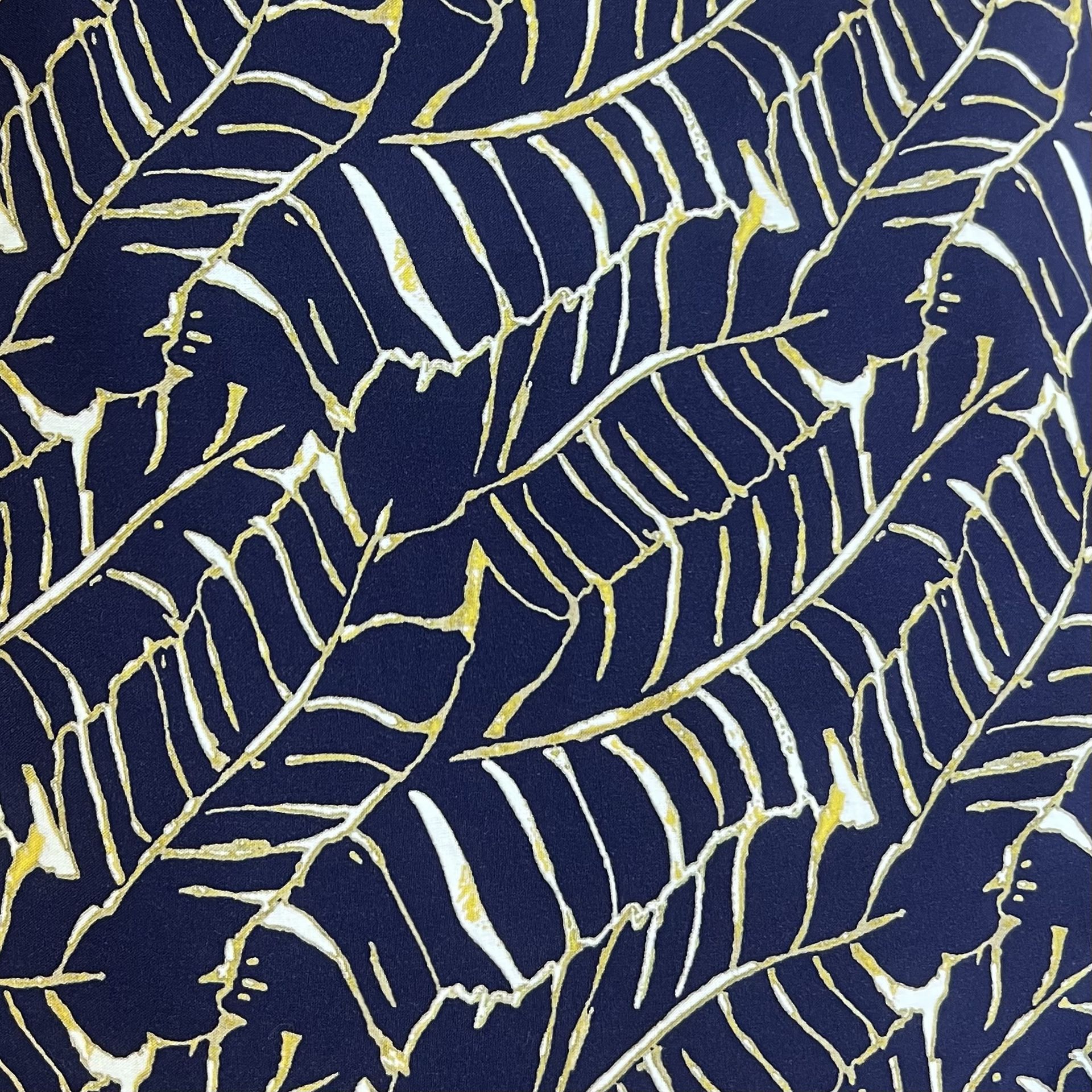 Color: Navy Blue/Yellow-White Leaves