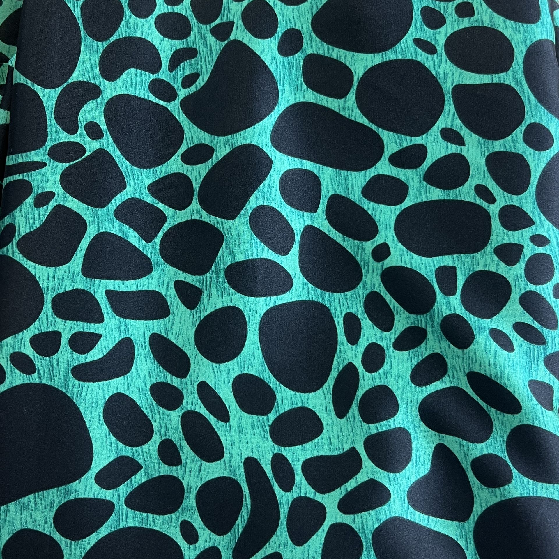 Color: Turquoise/Black Smear