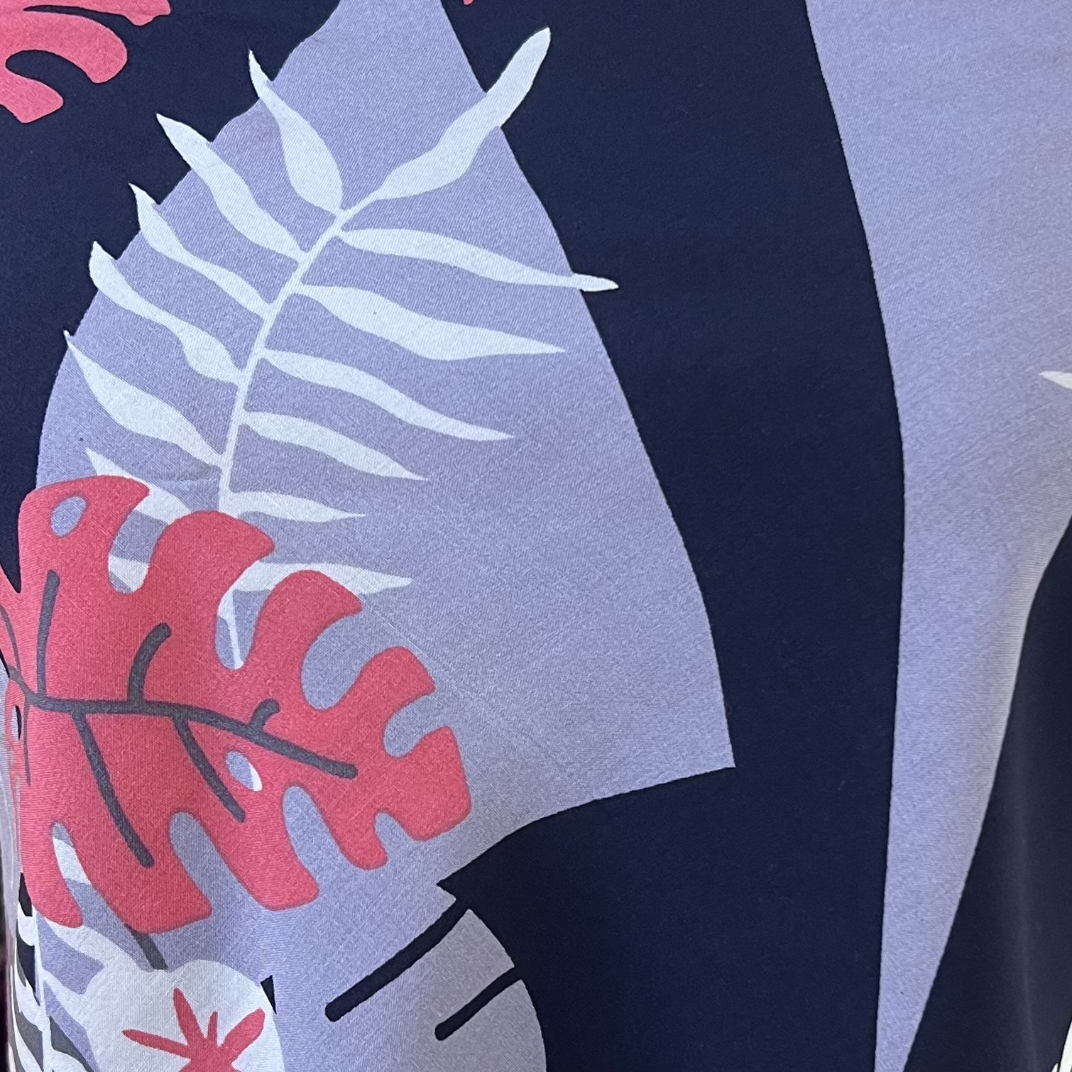 Color: Black/White Lines - Lilac Leaves