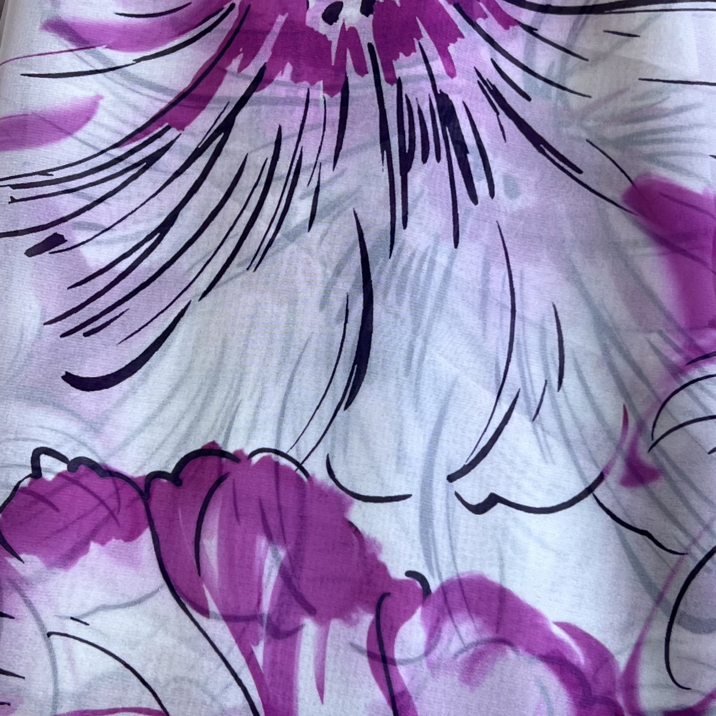Color: White/Magenta-Black Big Flowers