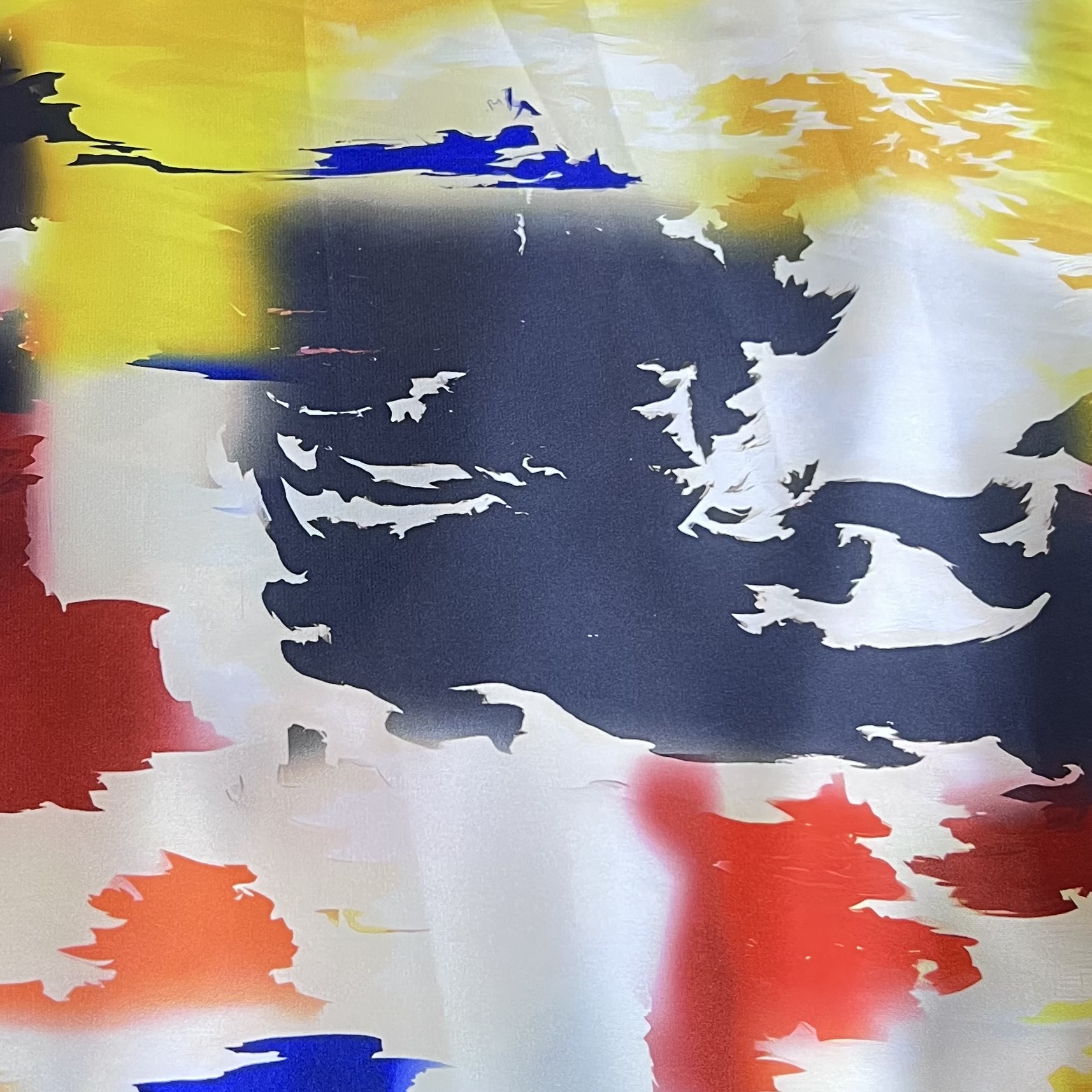 Color: Cream/Dark Red-Yellow-Black