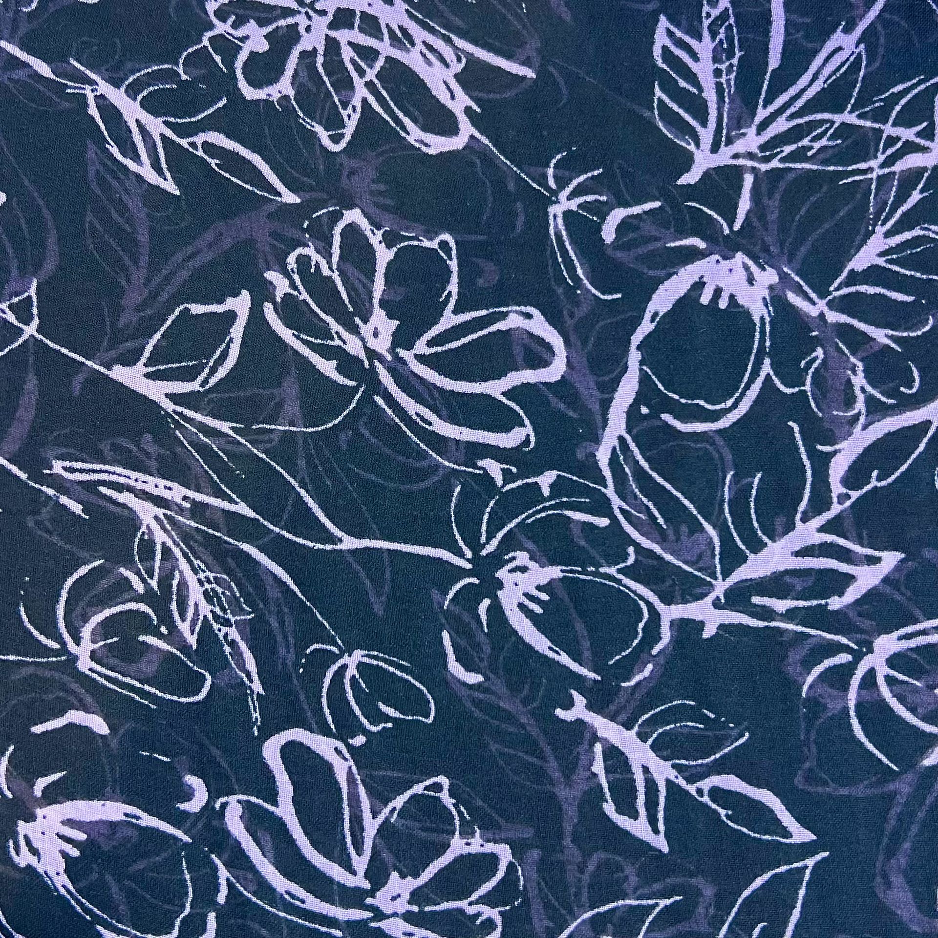 Color: Black/Purple Flowers