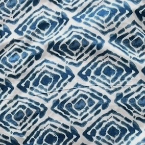 Color: White/Light Blue Diamonds Design