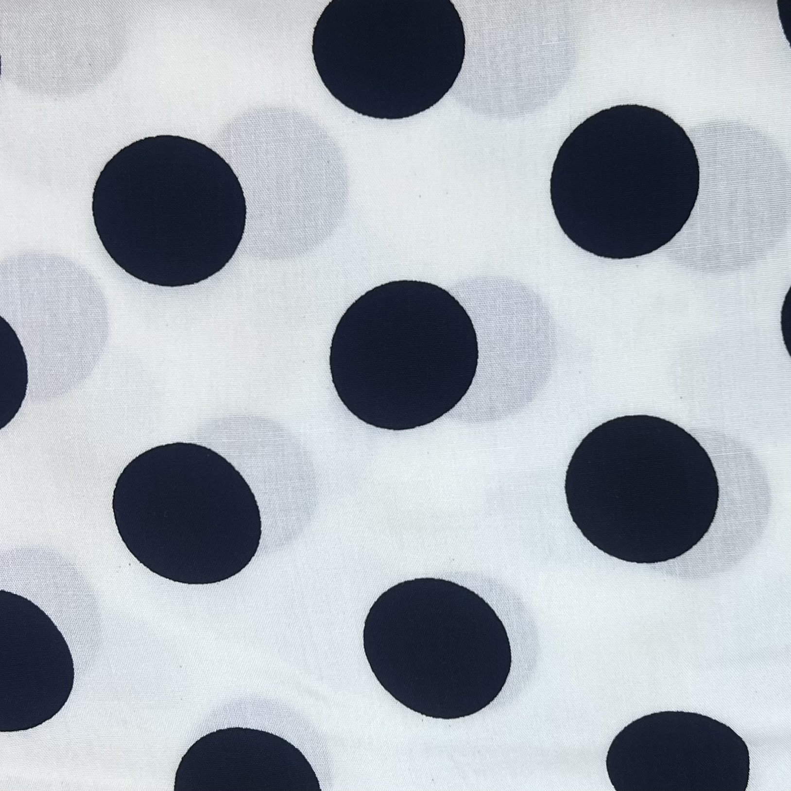 Color: White/Big Black Polka