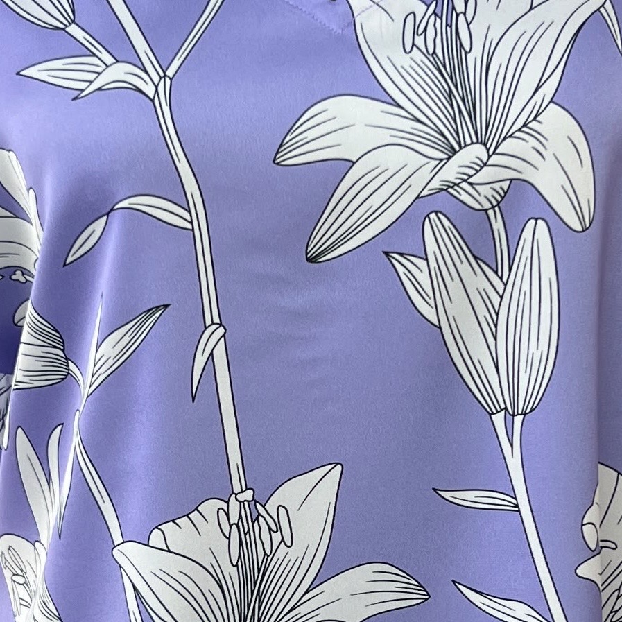 Color: Light Purple/White Lilies